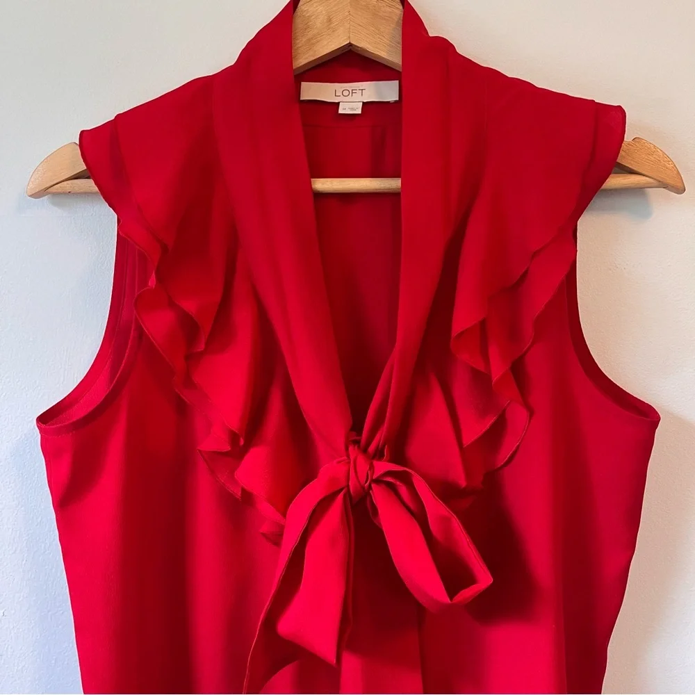 Ann Taylor LOFT Red Ruffle Tie Front Sleeveless Blouse, Size M - Picture 2 of 9